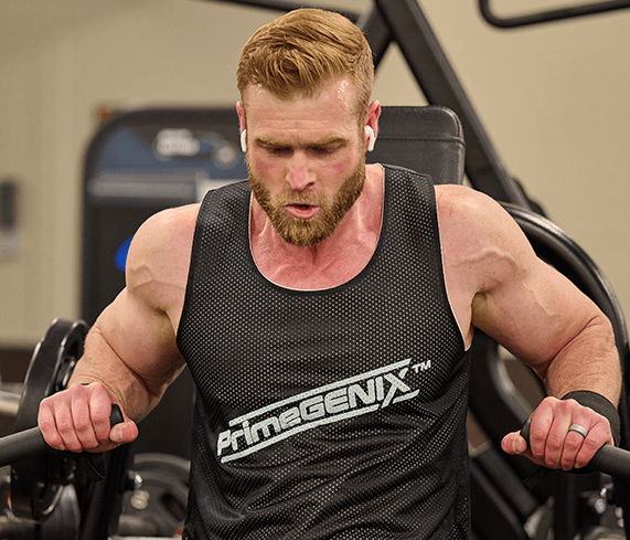 Man working out after taking Testodren