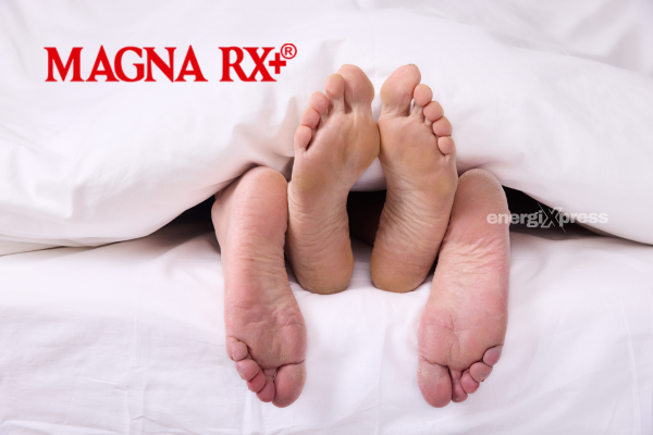 MagnaRX + Capsula - couple in bed